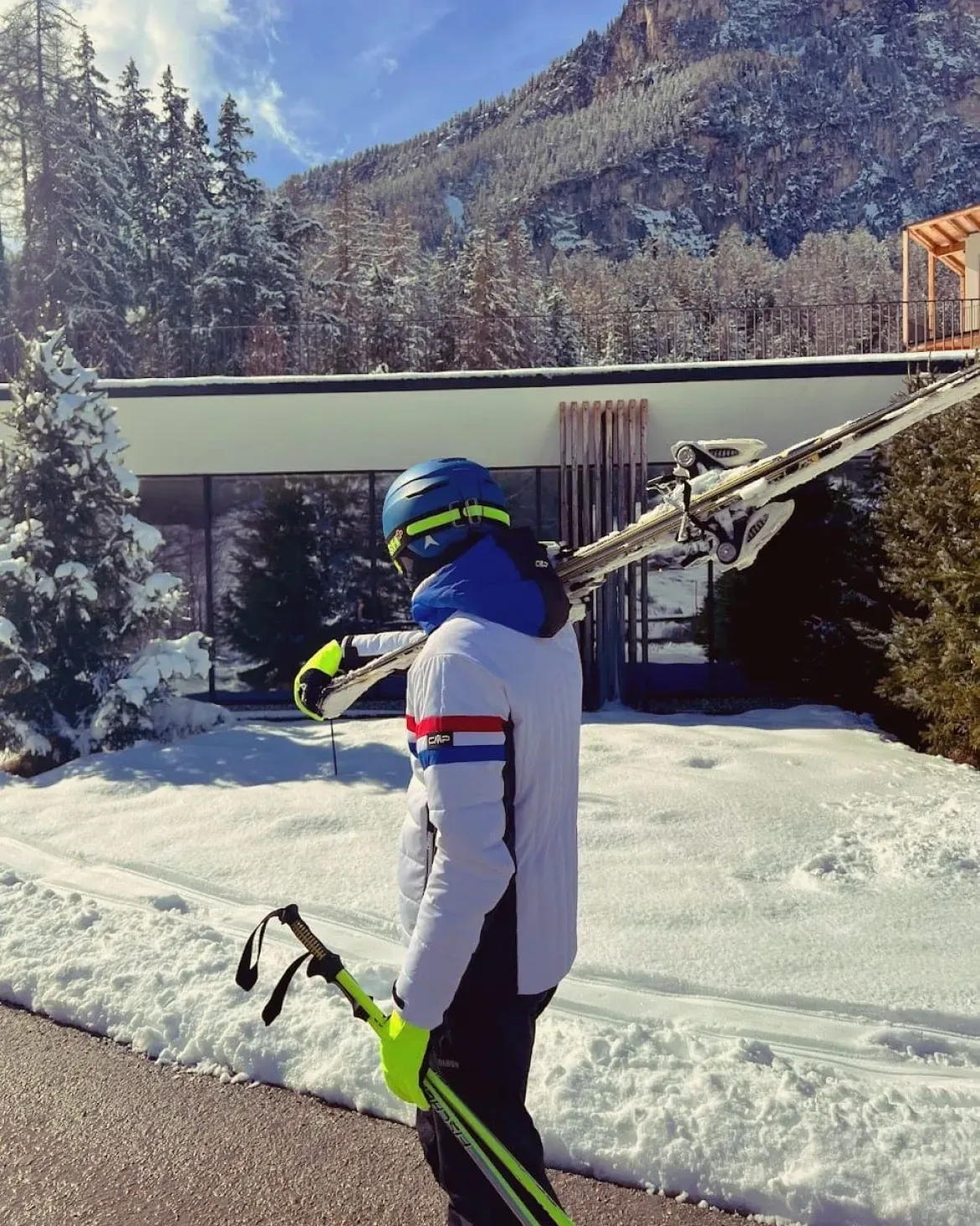 Ski-in ski-out Hotel Lech da Sompunt in Alta Badia.